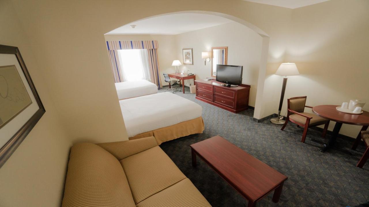 Holiday Inn Express Hotel & Suites Pampa, An Ihg Hotel Zimmer foto